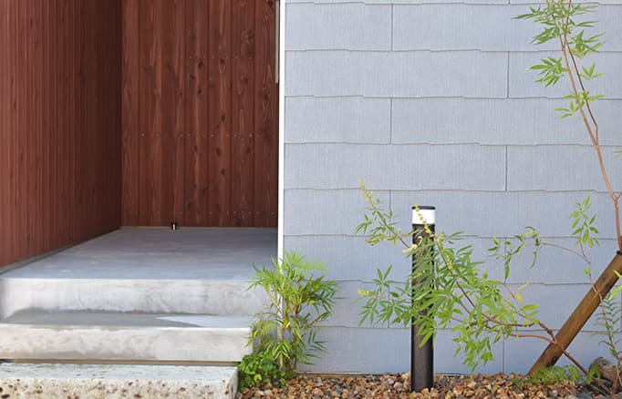 天然石とポーチ